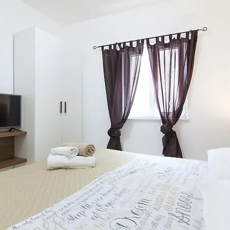 Francesco * Šibenik